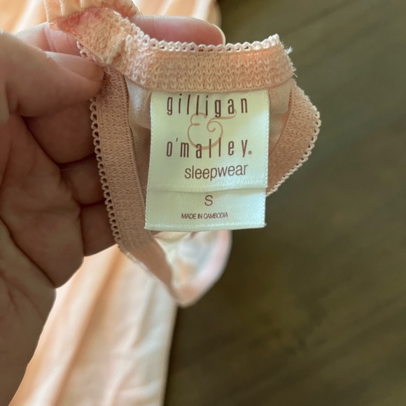 Vintage Gilligan & O’Malley babydoll and thong matching set/sleepwear - Picture 10 of 10
